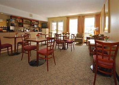 фото отеля MainStay Suites Brentwood
