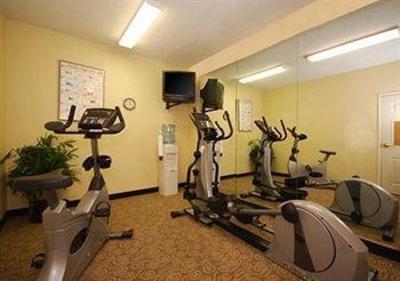 фото отеля MainStay Suites Brentwood