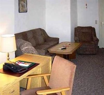 фото отеля Hotel Pension Am Ratshof Halle