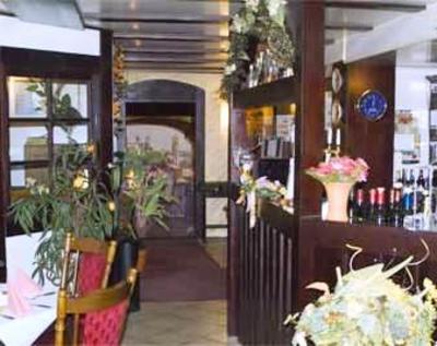 фото отеля Hotel Pension Am Ratshof Halle