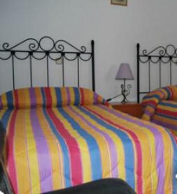 фото отеля Hostal Cazalegas