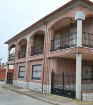 фото отеля Hostal Cazalegas