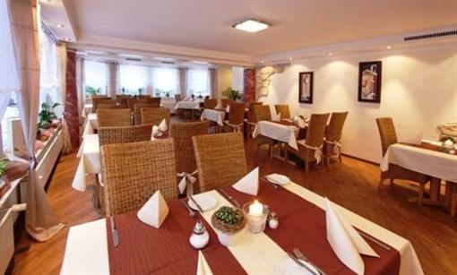 фото отеля Hotel Rameil Flurschutz