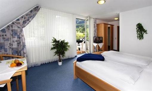 фото отеля Hotel Rameil Flurschutz
