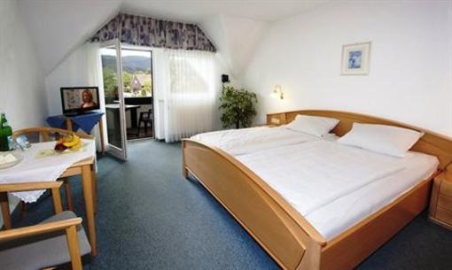 фото отеля Hotel Rameil Flurschutz