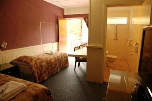 фото отеля Titania Motel