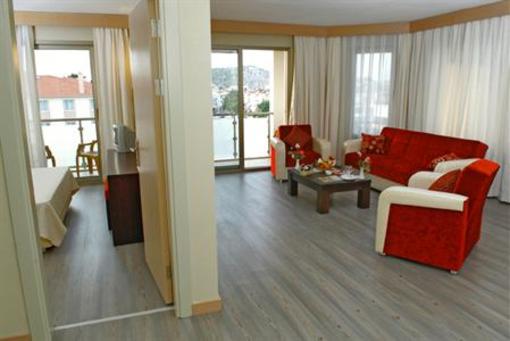 фото отеля Cilek Marina Hotel Cesme