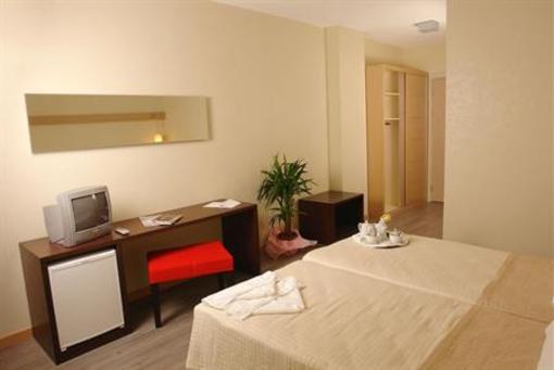 фото отеля Cilek Marina Hotel Cesme