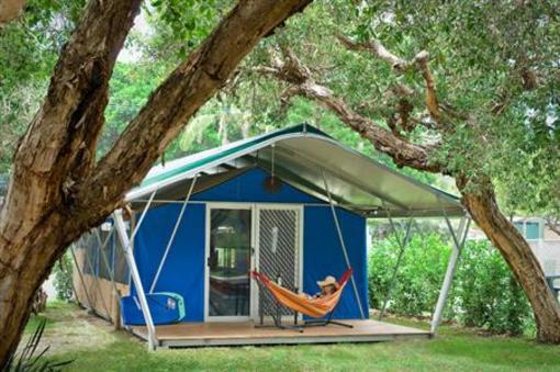 фото отеля Suffolk Park Holiday Park Byron Bay