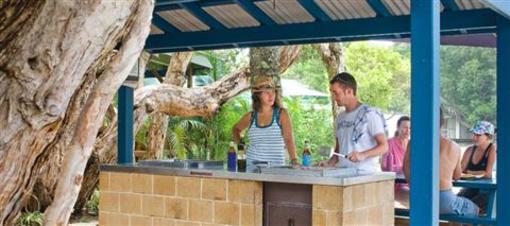 фото отеля Suffolk Park Holiday Park Byron Bay