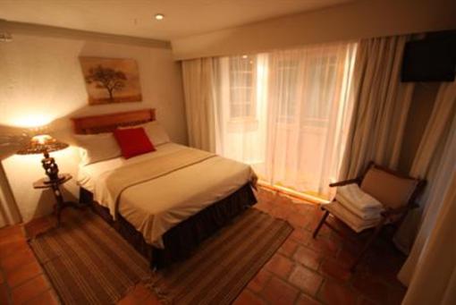 фото отеля Acra Retreat - Mountain View Lodge - Waterval Boven