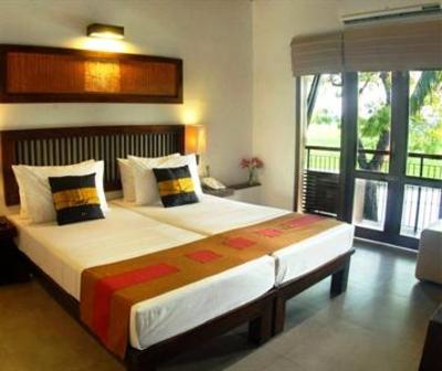 фото отеля Priyankara Hotel