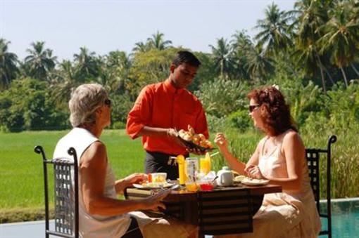 фото отеля Priyankara Hotel