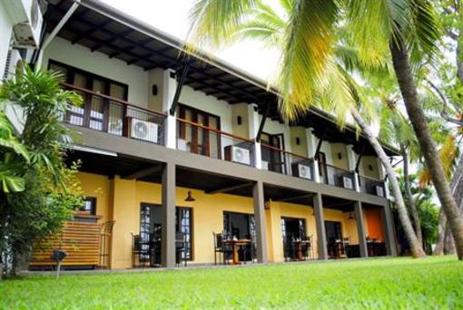фото отеля Priyankara Hotel