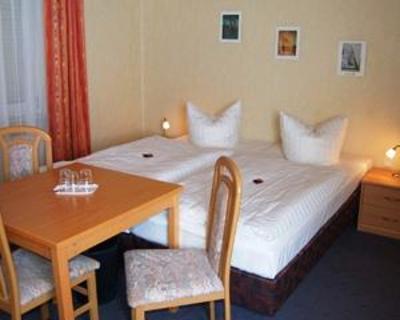 фото отеля Hotel Sonne Idstein