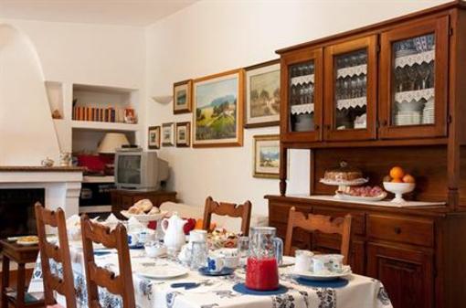 фото отеля Bed & Breakfast Nettuno Olbia