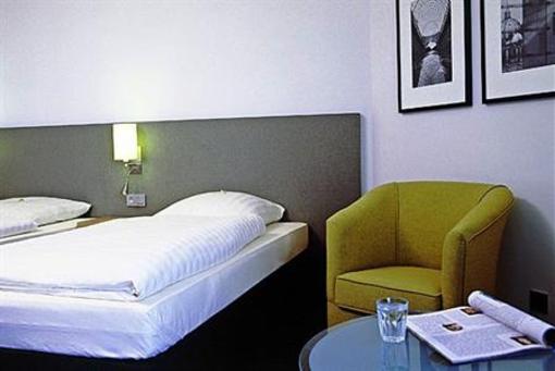 фото отеля Overnight - Tagungshotel im ABZ