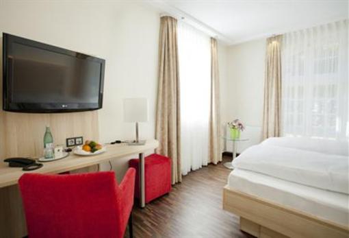 фото отеля Hotel Jagerhaus in Esslingen