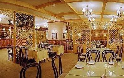 фото отеля Huochetou International Business Hotel