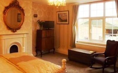 фото отеля Lower Drayton Farm B&B
