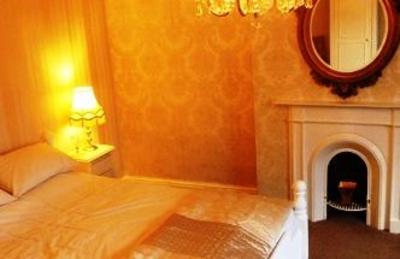 фото отеля Lower Drayton Farm B&B