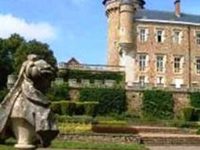 Chateau De Busset