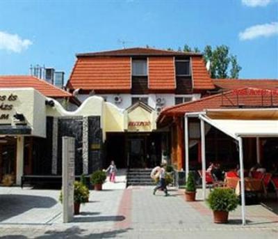 фото отеля Park Hotel Ambrozia