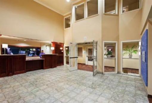 фото отеля Holiday Inn Express Hotel & Suites Watsonville