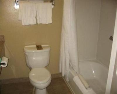 фото отеля Holiday Inn Express Hotel & Suites Watsonville