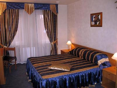 фото отеля Hotel Four Crowns