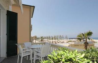 фото отеля Villa Liberty Apartments San Vincenzo
