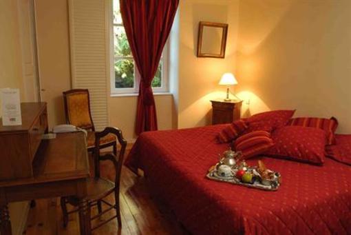 фото отеля Relais d'Auvergne Hotel Saint-Gervais-d'Auvergne