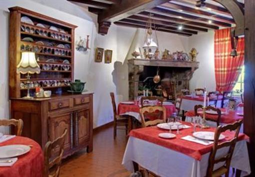 фото отеля Relais d'Auvergne Hotel Saint-Gervais-d'Auvergne