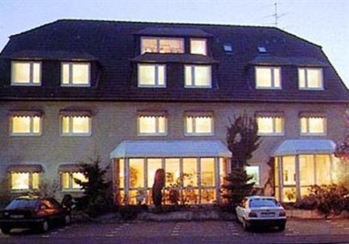 фото отеля Hotel Ambiente Köln