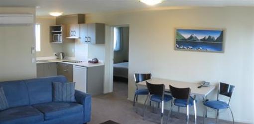 фото отеля Riverstone Motel