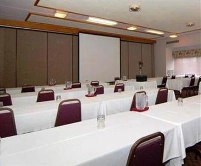 фото отеля Rodeway Inn South Madison (Wisconsin)