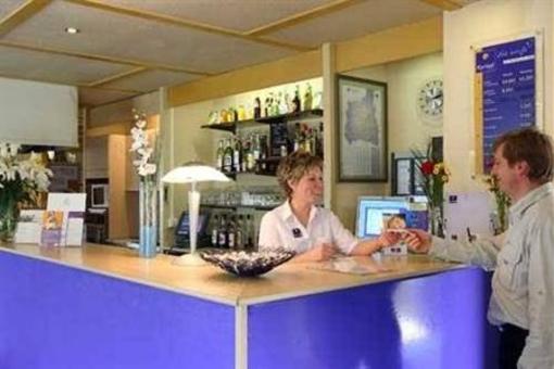 фото отеля Kyriad Tarbes Odos Hotel