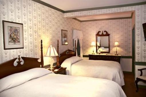 фото отеля Strasburg Village Inn