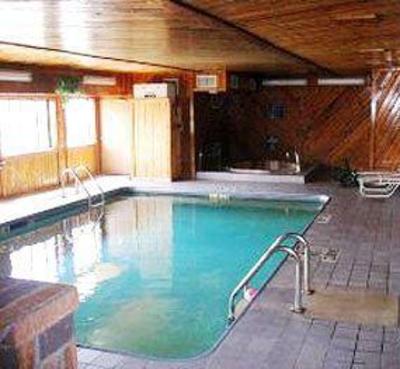 фото отеля Economy Inn & Suites Cedar Rapids