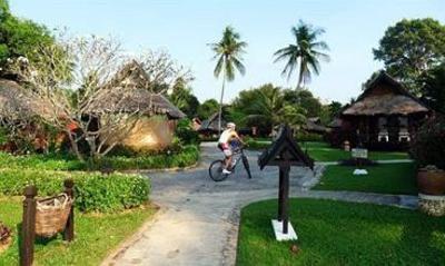 фото отеля Sunset Village Resort Sattahip
