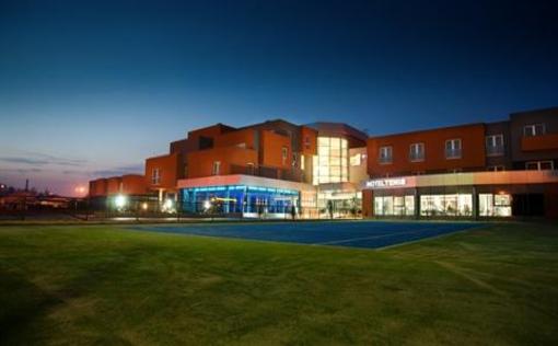 фото отеля Hotel Tenis