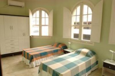 фото отеля Lingua Solta Hostel