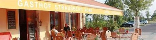 фото отеля Gasthof Strausberg Nord