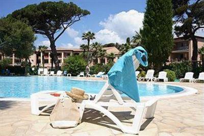 фото отеля Pierre and Vacances Hameau de la Pinede Residence Hyeres