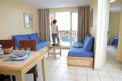 фото отеля Pierre and Vacances Hameau de la Pinede Residence Hyeres