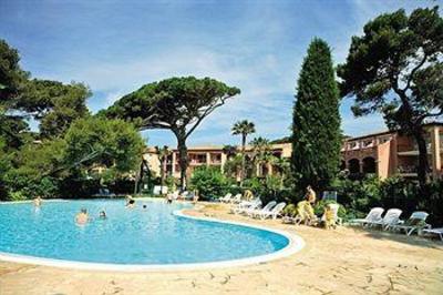 фото отеля Pierre and Vacances Hameau de la Pinede Residence Hyeres