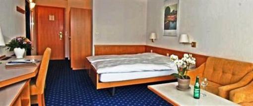 фото отеля Hotel Cresta Sun