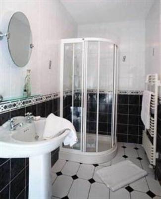 фото отеля Oakfield Guest House
