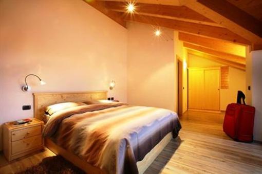 фото отеля Hotel Fiorenza Campitello Di Fassa