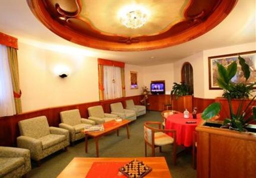 фото отеля Hotel Fiorenza Campitello Di Fassa